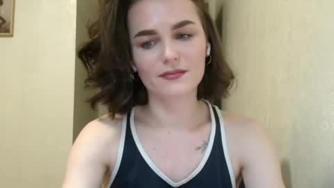 Linda online show from May 2, 7:19 pm