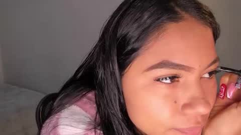 Snapshot of linda_alana chatting on March 10, 6:24 pm Alana online show from March 10, 6:24 pm