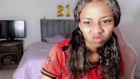 Snapshot of linda_brown_1 chatting on May 16, 12:15 pm linda brown online show from May 16, 12:15 pm