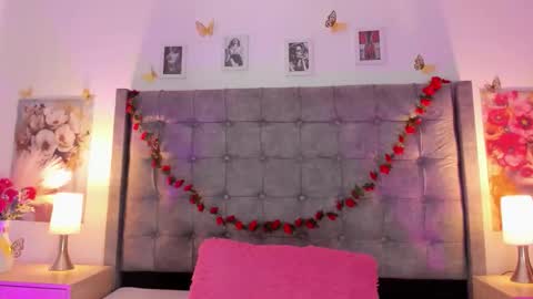 Linda Fosterr online show from February 7, 7:17 pm