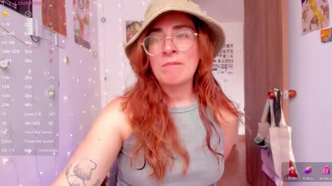 Giggles  online show from September 22, 2:52 pm