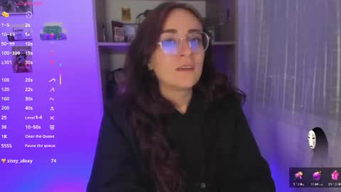 Giggles  online show from July 22, 3:09 am