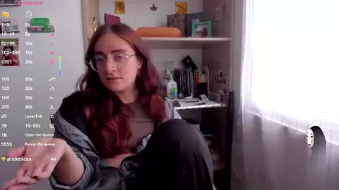 Giggles  online show from July 28, 9:36 pm