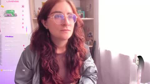 Giggles  online show from July 29, 4:38 pm