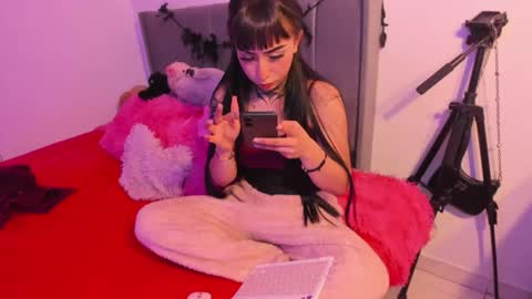 Lindaa maria  online show from December 16, 6:29 am