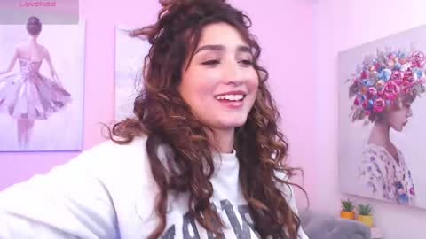 Snapshot of linda_morgan1 chatting on September 12, 12:05 pm Maria Paula online show from September 12, 12:05 pm