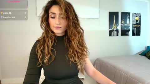 Maria Paula online show from June 26, 10:41 am