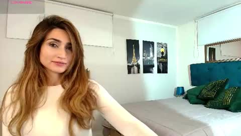 Maria Paula online show from June 29, 10:37 am