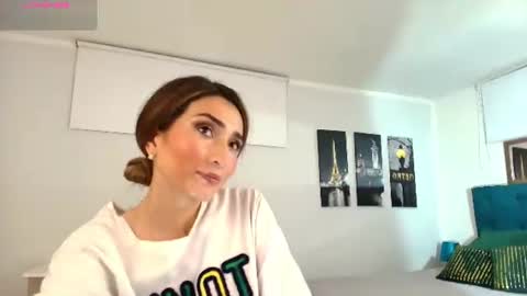 Maria Paula online show from July 2, 10:32 am