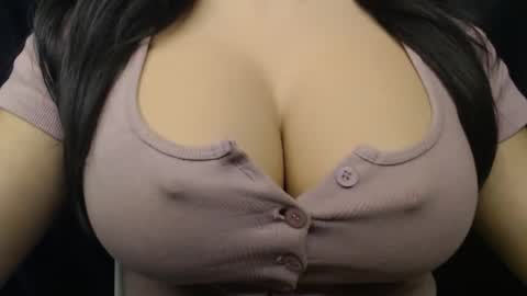 Snapshot of linda_perfect99 chatting on November 8, 7:12 pm Linda online show from November 8, 7:12 pm