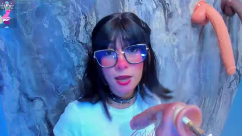 linda_sofi__ online show from October 22, 7:24 pm