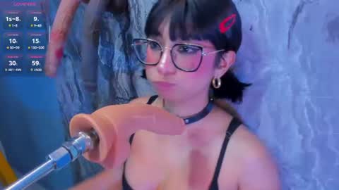 Snapshot of linda_sofi__ chatting on June 14, 2:24 am linda_sofi__ online show from June 14, 2:24 am