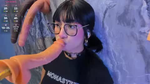 Snapshot of linda_sofi__ chatting on June 30, 9:05 pm linda_sofi__ online show from June 30, 9:05 pm