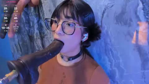 Snapshot of linda_sofi__ chatting on July 10, 8:55 pm linda_sofi__ online show from July 10, 8:55 pm