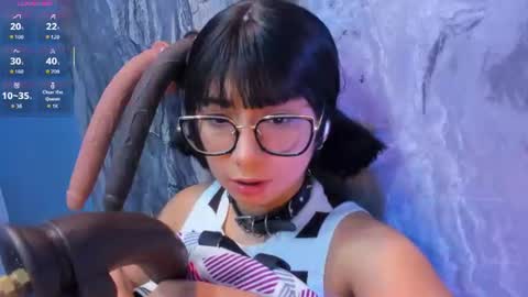 Snapshot of linda_sofi__ chatting on July 15, 8:25 pm linda_sofi__ online show from July 15, 8:25 pm