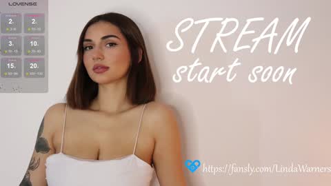 Snapshot of linda_warners chatting on January 25, 8:00 pm Call me Linda online show from January 25, 8:00 pm