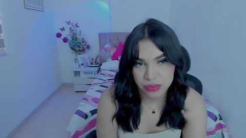 Snapshot of linda_zaam8386 chatting on March 11, 9:15 pm online show from March 11, 9:15 pm