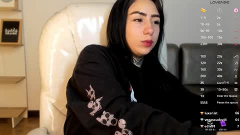 linda miller online show from October 11, 10:25 am