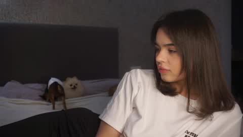 Snapshot of lindaaii chatting on May 8, 1:16 pm Linda online show from May 8, 1:16 pm
