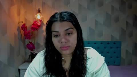 Snapshot of lindabreexlove chatting on January 12, 3:06 pm online show from January 12, 3:06 pm