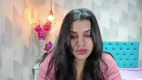 Snapshot of lindabreexlove chatting on June 20, 1:58 pm online show from June 20, 1:58 pm