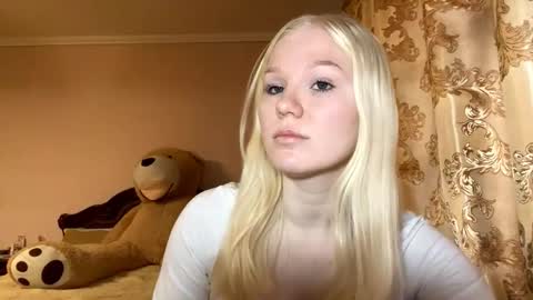 Luna online show from November 15, 9:50 am