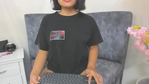 Snapshot of lindacastro2 chatting on February 10, 5:22 am ig linda cw2 online show from February 10, 5:22 am