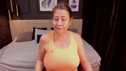Linda online show from July 9, 1:48 pm