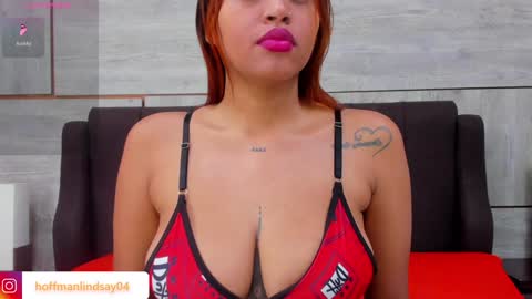 Snapshot of lindsayhoffman18 chatting on January 29, 6:50 pm Lindsay online show from January 29, 6:50 pm