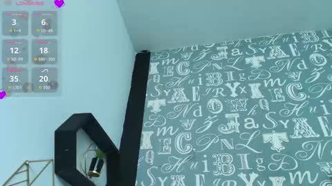  Lindsey  online show from November 2, 11:56 am