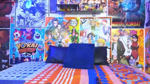 Snapshot of ling_ling24 chatting on December 17, 12:33 pm ling ling24 online show from December 17, 12:33 pm