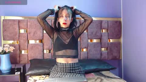 Snapshot of ling_ling24 chatting on January 29, 3:33 am ling ling24 online show from January 29, 3:33 am