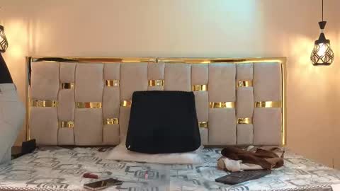 Snapshot of ling_ling24 chatting on December 2, 3:12 am ling ling24 online show from December 2, 3:12 am