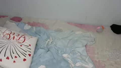 Linniecarol online show from November 3, 10:42 pm