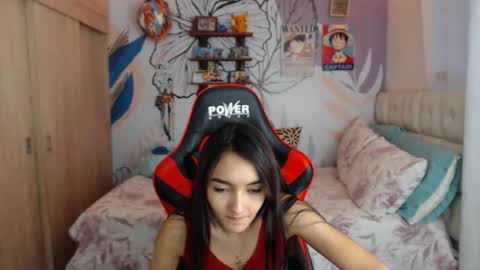 LinzyBaner online show from January 16, 10:58 pm