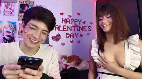  Lauren and FelipeIndependent models online show from February 15, 4:09 am