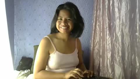 Snapshot of liora_selene chatting on October 15, 5:07 am liora online show from October 15, 5:07 am