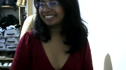 Snapshot of liora_selene chatting on July 26, 4:25 pm liora online show from July 26, 4:25 pm
