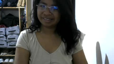 Snapshot of liora_selene chatting on July 28, 3:24 am liora online show from July 28, 3:24 am