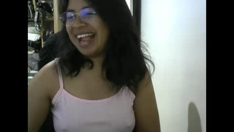 Snapshot of liora_selenex chatting on June 10, 4:12 am Liora selenex online show from June 10, 4:12 am