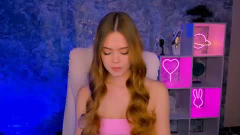 Snapshot of liora_wisp chatting on June 19, 12:31 pm liora online show from June 19, 12:31 pm