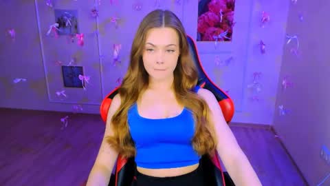 Snapshot of liora_wisp chatting on June 26, 12:31 pm liora online show from June 26, 12:31 pm