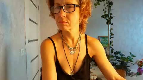 Liora Weiss online show from July 31, 10:36 am