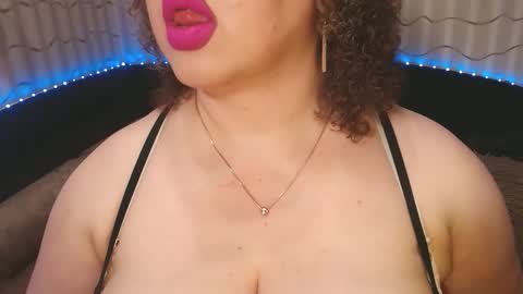 LIpsAddiction online show from April 29, 9:54 pm
