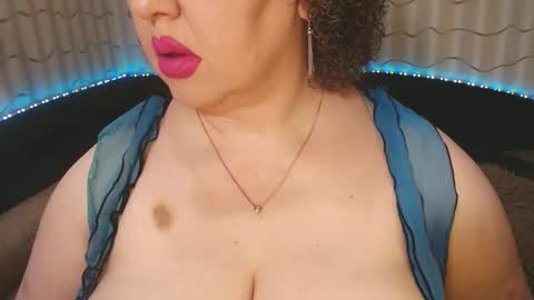 LIpsAddiction online show from May 10, 1:49 pm