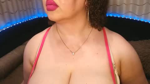 LIpsAddiction online show from June 17, 1:45 pm