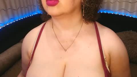 LIpsAddiction online show from July 5, 1:29 pm