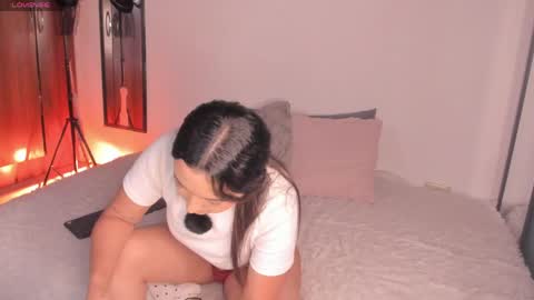 Snapshot of liry_kim chatting on May 29, 8:29 pm liry online show from May 29, 8:29 pm