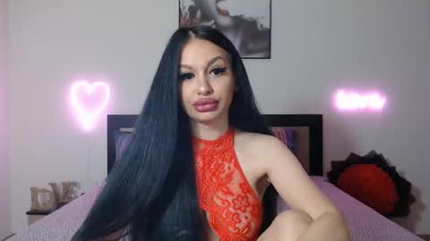 Snapshot of lisa104739 chatting on February 9, 8:56 pm Lisa online show from February 9, 8:56 pm