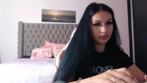 Snapshot of lisa104739 chatting on November 14, 9:02 pm Lisa online show from November 14, 9:02 pm